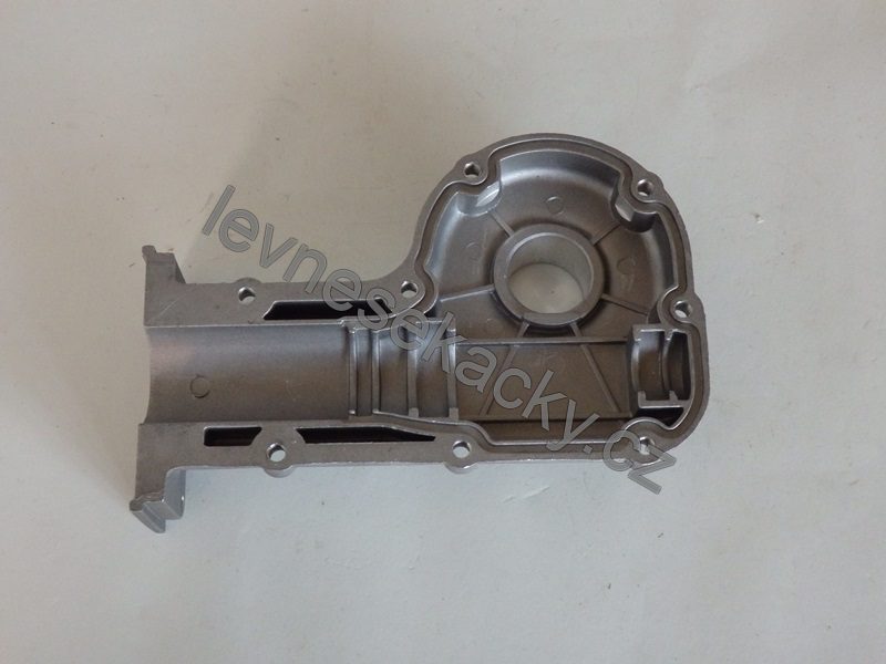 Gearbox side cover right VeGA VE40075